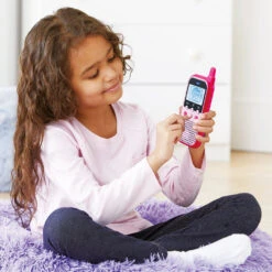 VTech Kidi Talkie Rose - Talkies-walkies 13 VTech Kidi Talkie Rose - Talkies-walkies -Célèbre Jouets Magasin 80 518555 kiditalkie rose enf 1 2
